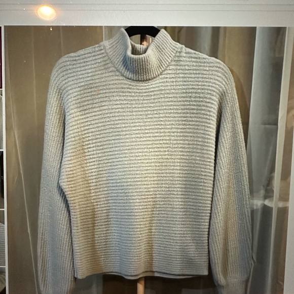 NWOT Rachel Zoe Soft Stretch Mock Neck Dolman Sweater - Picture 1 of 4